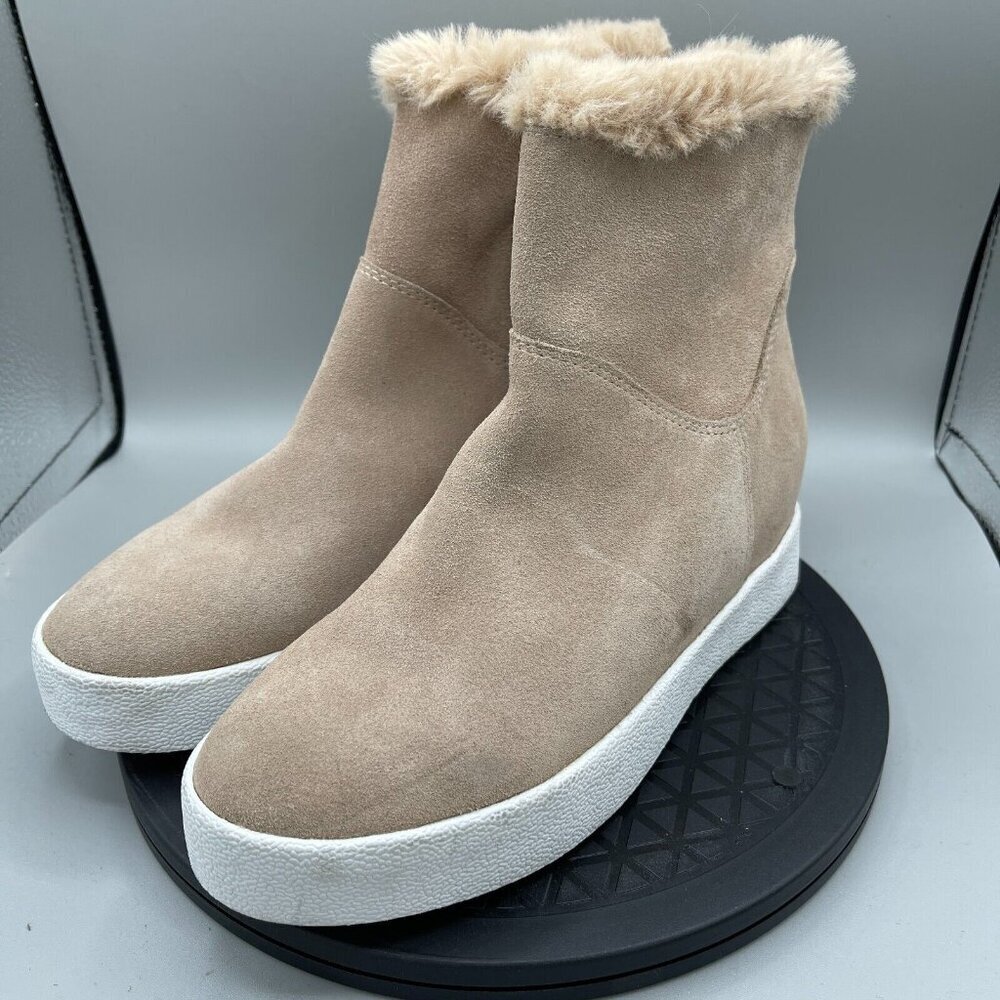 BLONDO HAVEN SUEDE BOOTIE SHOE WOMENS SIZE 6 TAN